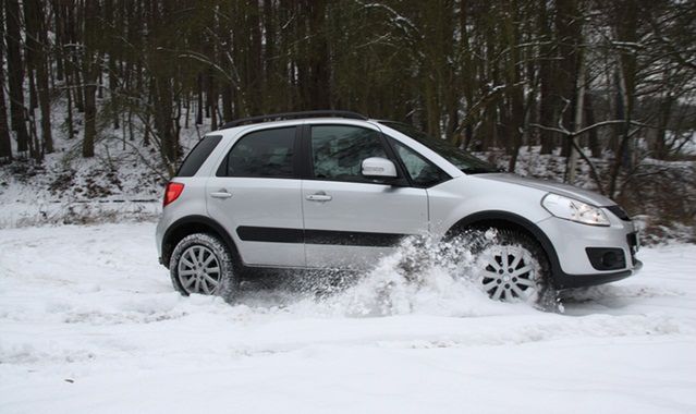 Suzuki SX4 1.6 4WD Topline Edition: nie boi się zimy