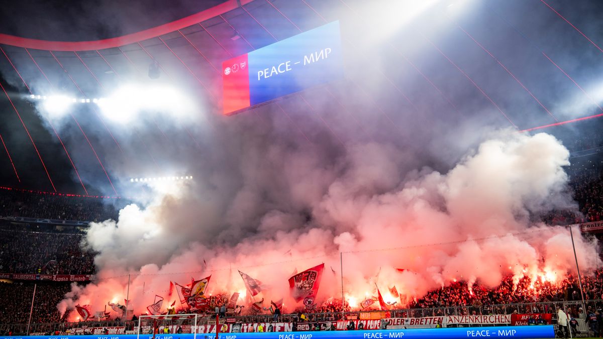Getty Images / Kevin Voigt / Fani Bayernu podczas meczu Ligi Mistrzów z Arsenalem