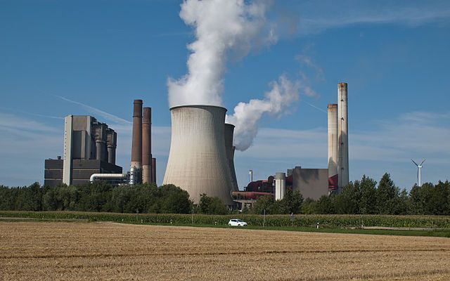 Niemiecka elektrownia Weisweiler