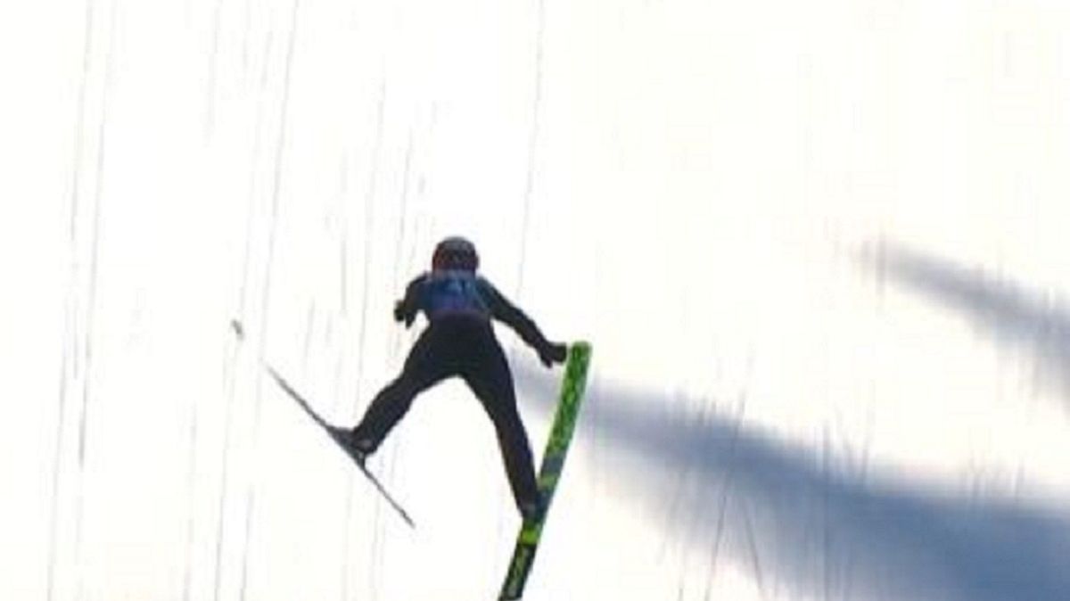 Niebezpieczna sytuacja z udziałem skoczka