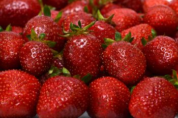 Toksyny w diecie. Lekarz wskazuje konkretne produkty