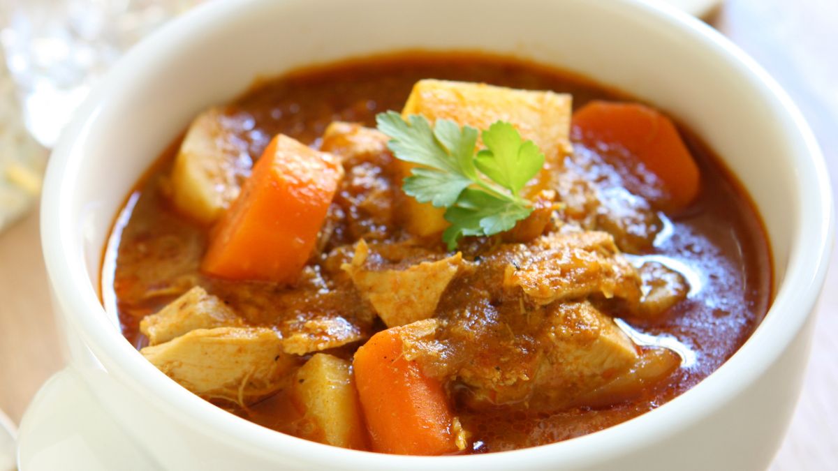 Babski garnek z kurczakiem i warzywami