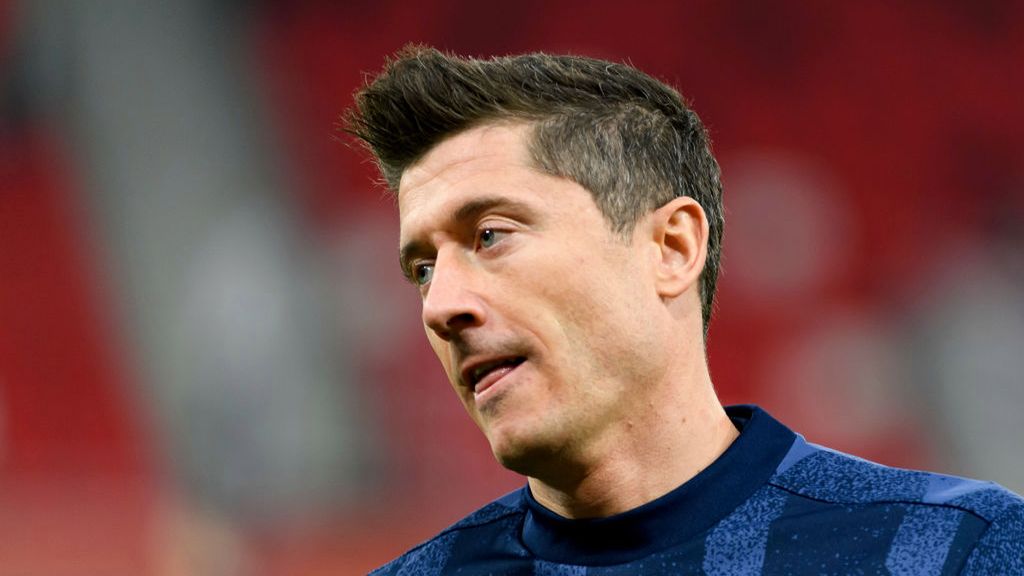 Zdjęcie okładkowe artykułu: Getty Images / Gaston Szermann/DeFodi Images / Na zdjęciu: Robert Lewandowski