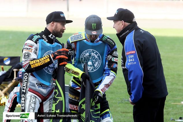 Na zdjęciu: Neil Middleditch z prawej