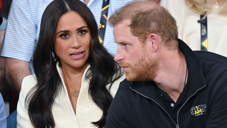 Invictus Games 2020 - Day 2
THE HAGUE, NETHERLANDS - APRIL 17: Prince Harry, Duke of Sussex and Meghan, Duchess of Sussex attend the sitting volleyball event during the Invictus Games at Zuiderpark on April 17, 2022 in The Hague, Netherlands. (Photo by Karwai Tang/WireImage)
Karwai Tang