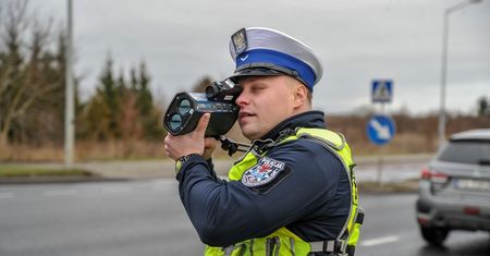 Mandat to nawet 3000 zł. Kierowcy nawet nie wiedzą, jak się zachować