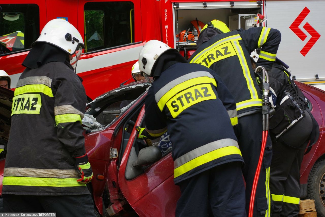 Tragiczna pomyłka. Zamieniono ciała ofiar wypadku w Chodlu