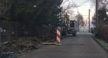 Tarnów: Ulica Ostrogskich do przebudowy. Wąska droga zostanie poszerzona