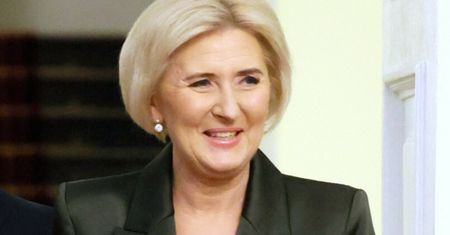 Wpisała się w świąteczny klimat. Tak Agata Duda ubrała się na jasełka