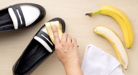 Pasta do butów nie będzie Ci potrzebna. Wyczyścisz buty za pomocą skórki z banana. Połysk, jakiego nigdy wcześniej nie widziałeś!