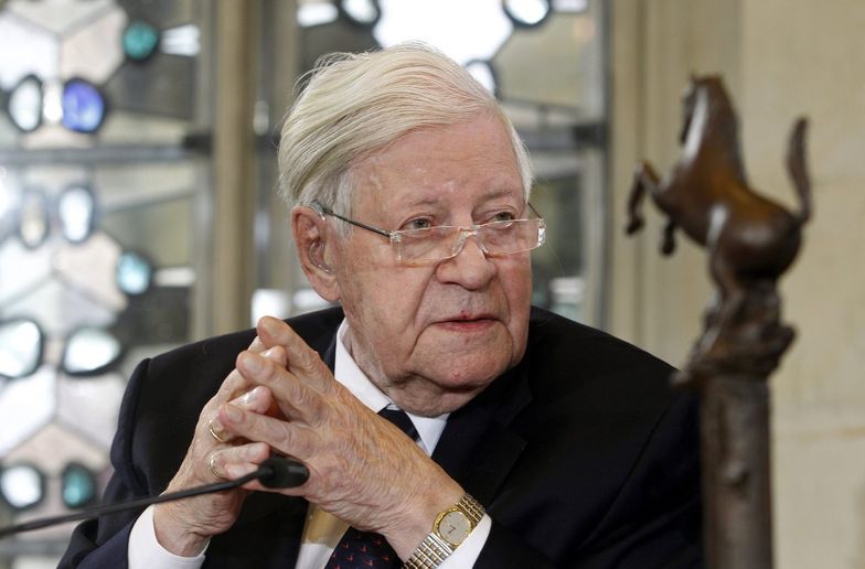 Były kanclerz Niemiec broni polityki Putina