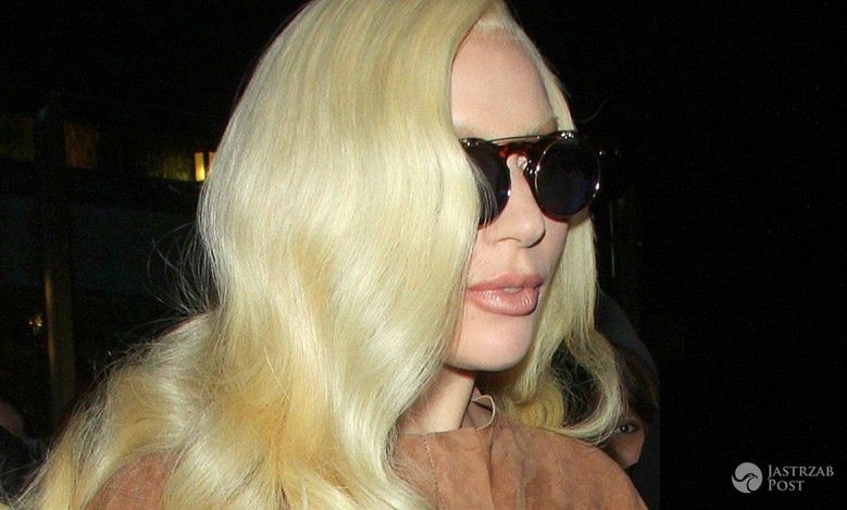 Lady Gaga przed hotelem w Nowym Jorku 2015