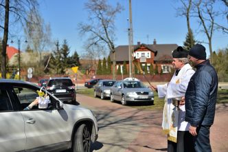 Koronawirus znów namiesza. Możliwe zamknięcie kolejnego województwa i Wielkanoc bez wyjazdów
