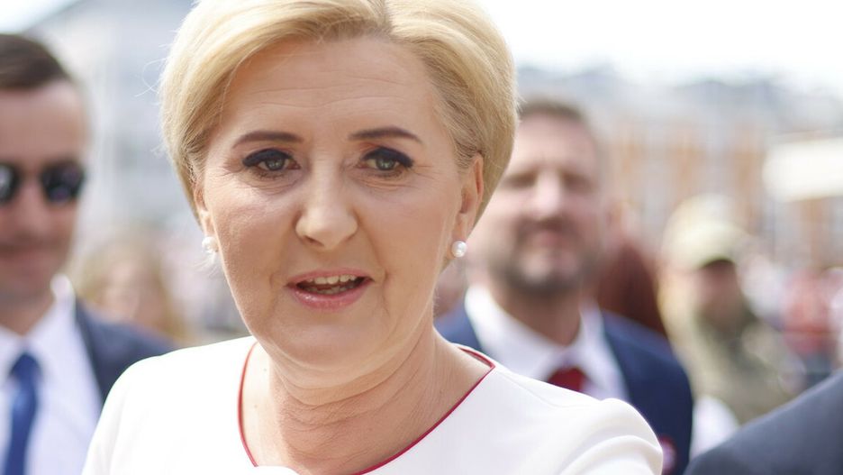 Agata Duda eksperymentuje z modną paletą barw