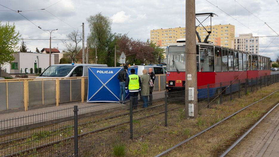 ?miertelny wypadek w Bydgoszczy
18.04.2024 BYDGOSZCZ SMIERTELNY WYPADEK FORDONSKA BALTYCKA .
FOT: ARKADIUSZ WOJTASIEWICZ/POLSKAPRESS