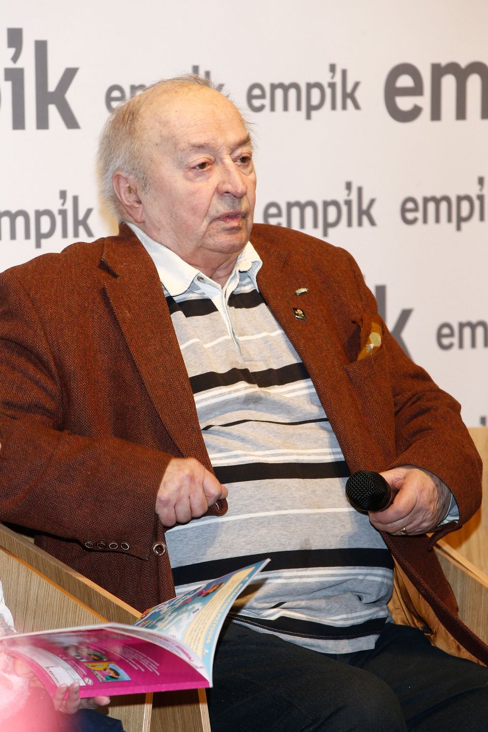 Bohdan Łazuka przyznaje, że "żyje z resztek oszczędności"