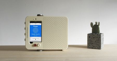 Zamień starego iPhone’a w stare radio! Nietypowy pomysł na wykorzystanie niepotrzebnego sprzętu