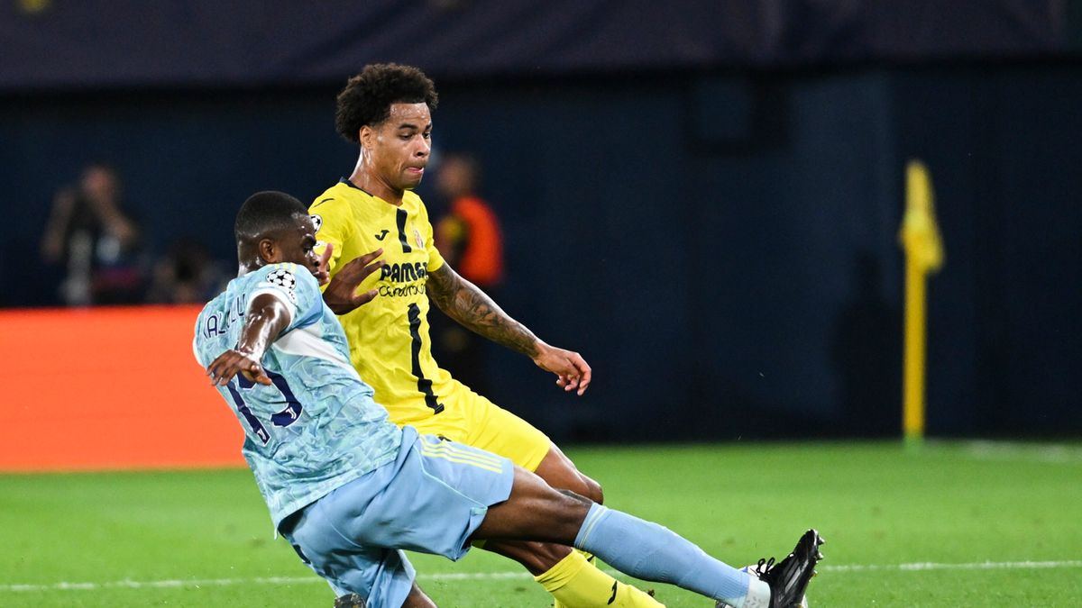 PAP/EPA / Andreu Esteban / Mecz Ligi Mistrzów: Villarreal CF - Juventus FC