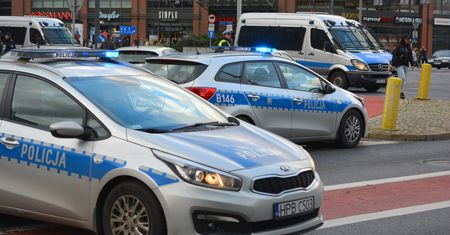 Oszustwa na OLX. Prokuratura oskarżyła 20 osób. Wśród nich bezdomni