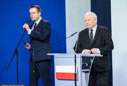 Kaczyński straciłby pieniądze. Rzecznik PiS go ratuje