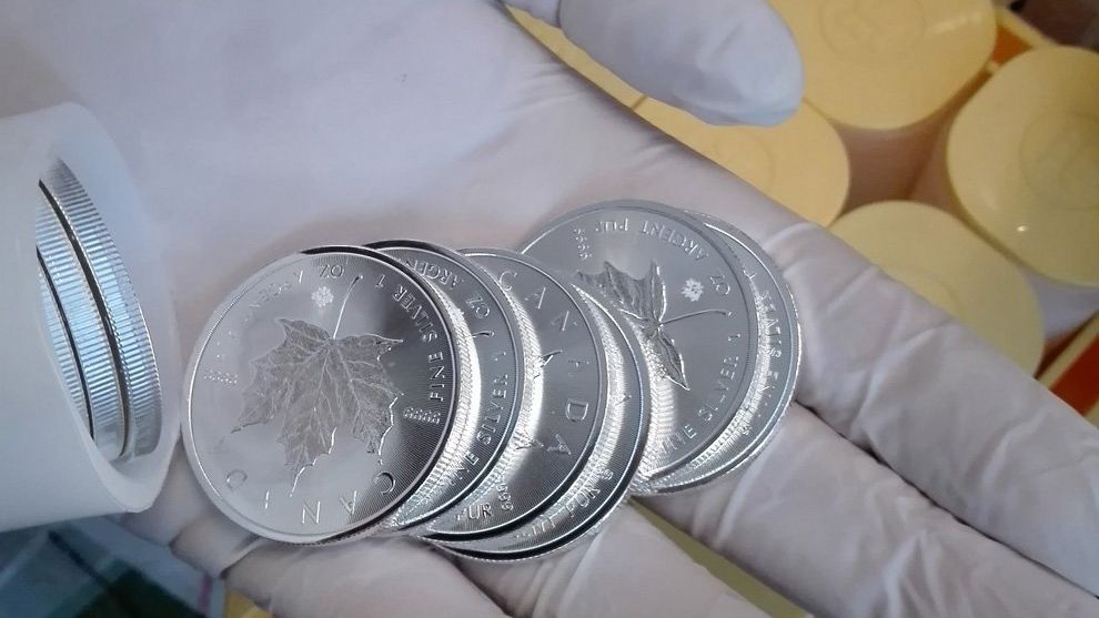 Kobieta "wyprała" 300 mln zł? Sprawę badają śledczy