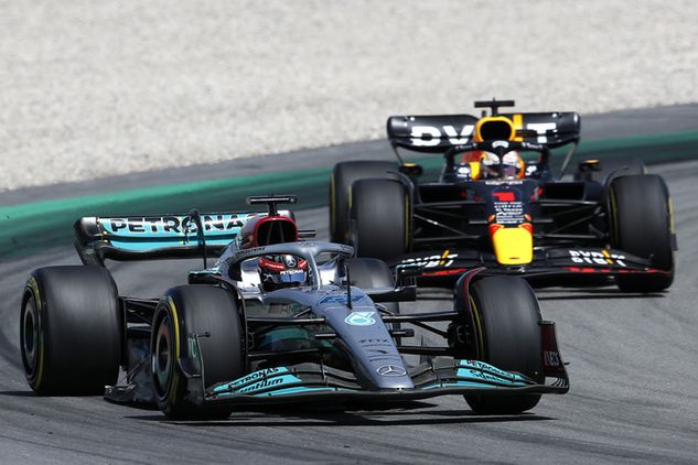 Mercedes zaczyna doganiać Red Bulla i Ferrari