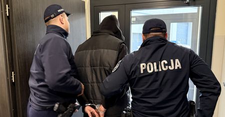 Prawie promil alkoholu i cztery zakazy prowadzenia. 23-latek z gminy Teresin trafił do więzienia