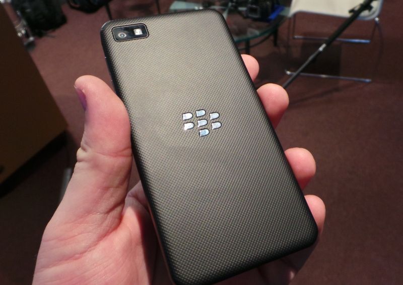 BlackBerry Z10 jest innowacyjny i ciekawy. Czy to jednak wystarczy? [pierwsze wrażenia] 2