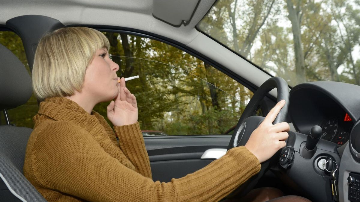 Palenie papierosów w samochodzie, w którym podróżuje dziecko będzie karane