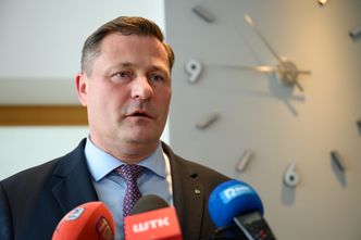 Minister tłumaczy się z wypowiedzi o cenach mieszkań, którą wywołał burzę