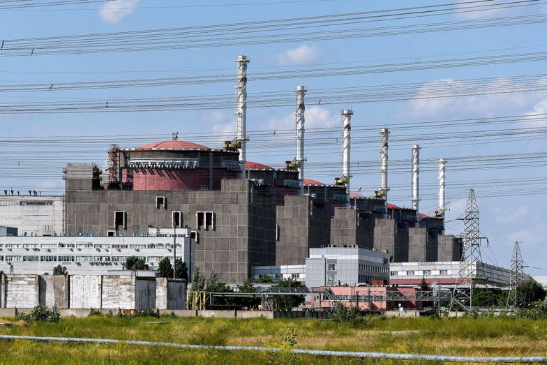 Rosjanie zajęli największą elektrownię atomową w Europie. Zełenski: uciekają się do "terroru nuklearnego"