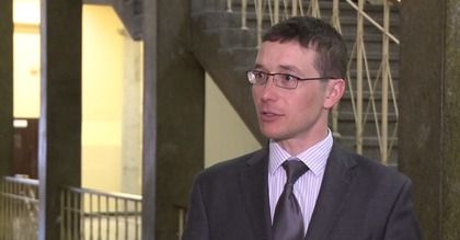 Dzięki deflacji emerytury i renty nieznacznie wzrosły. Emeryci mogą liczyć na dodatki