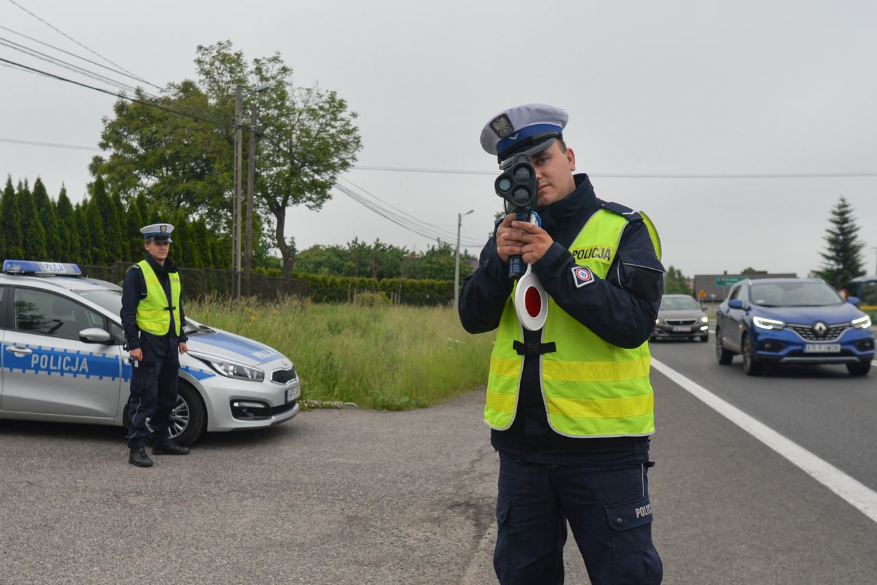 Efekt nowego taryfikatora. Mandatów mniej, ale ich wartość przekroczyła miliard złotych