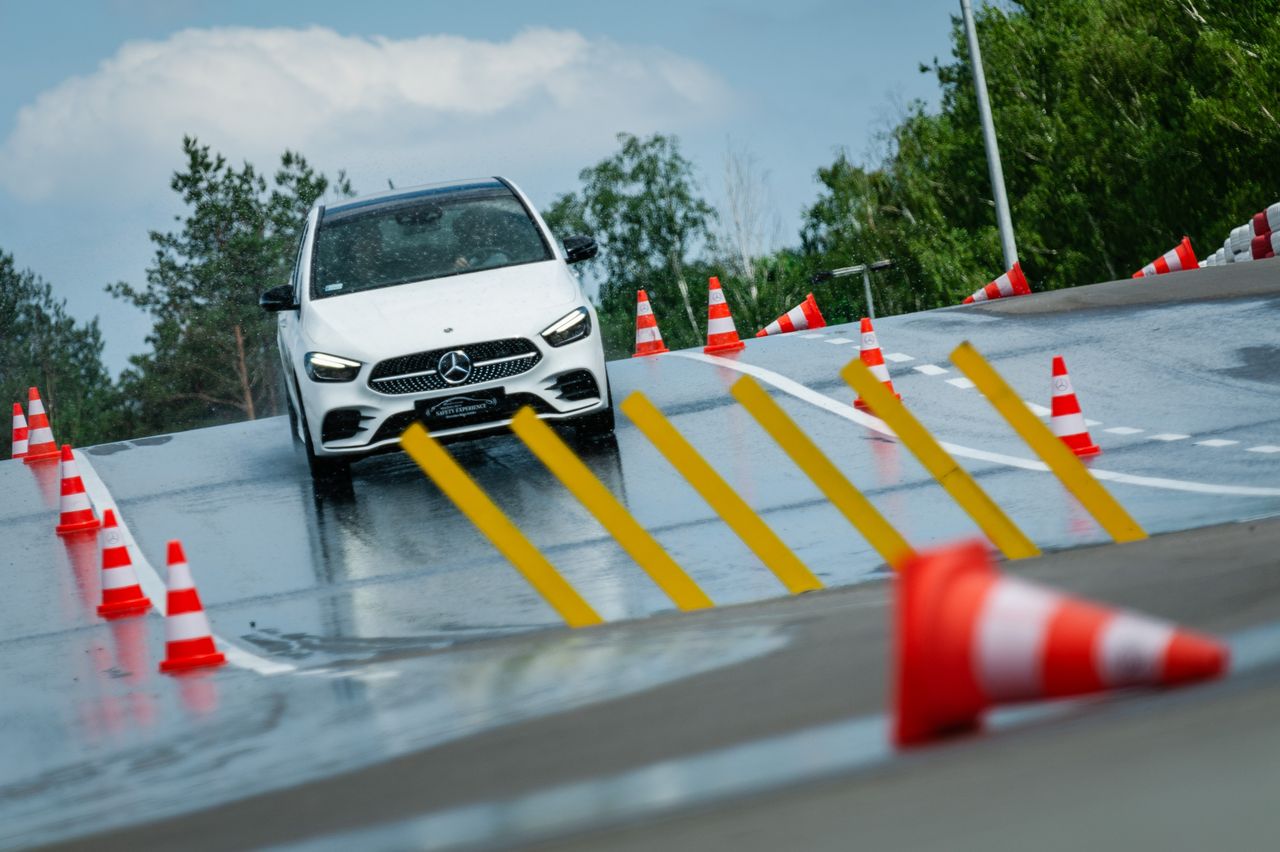 Mercedes-Benz Safety Experience (fot. Mercedes-Benz)