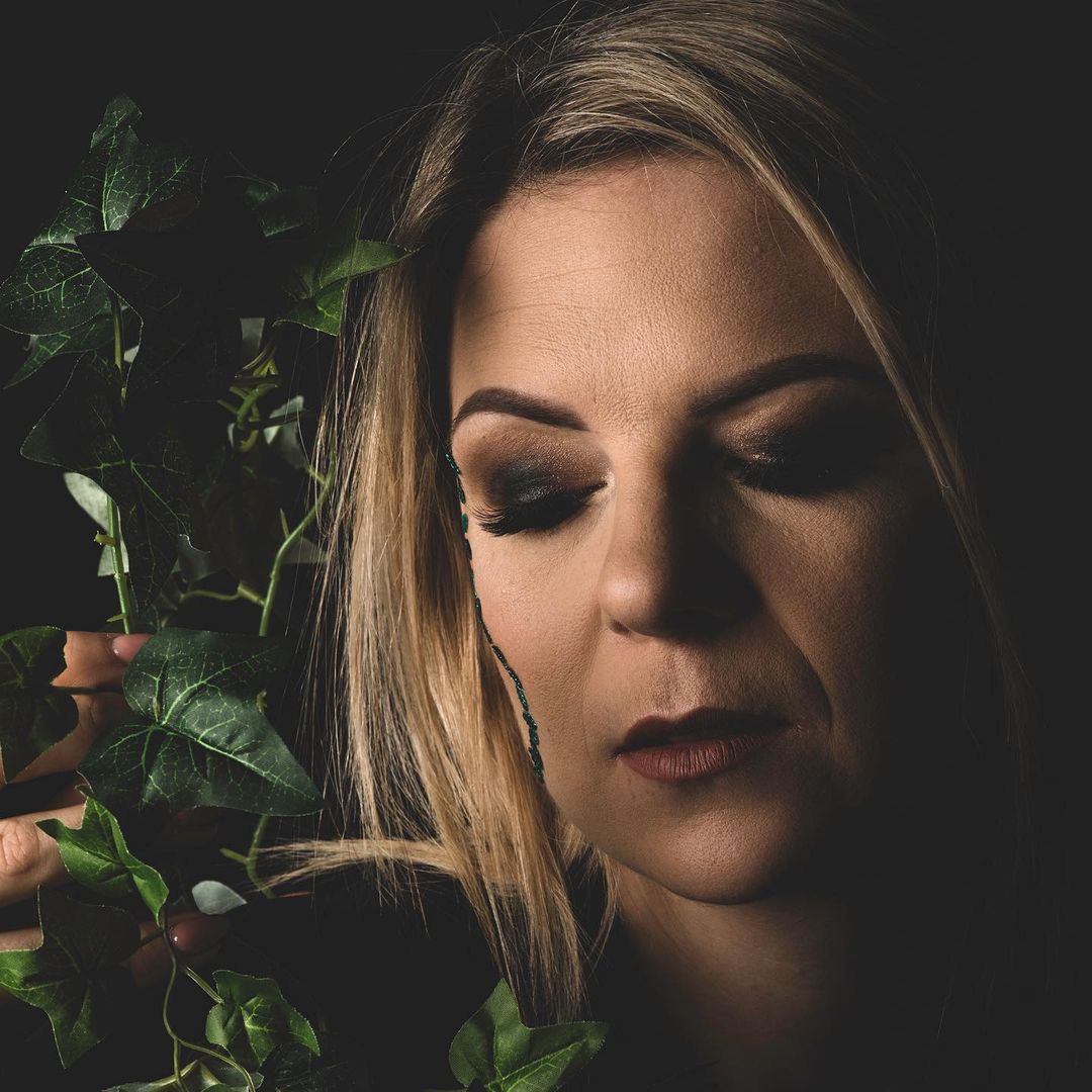 Odmieniona Joanna Lazar chwali się odważną sesją zdjęciową