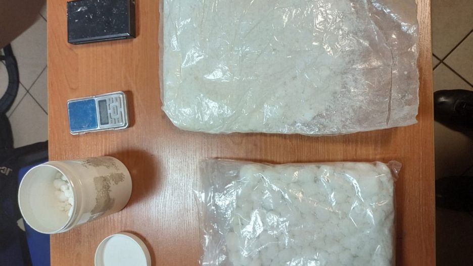 Warszawa. W mieszkaniu mężczyzny znaleziono narkotyki