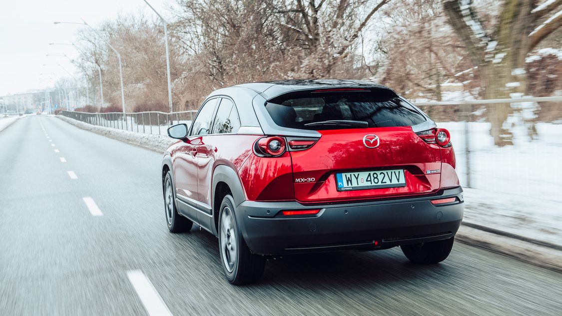 Dopłata na auto osobowe może sięgnąć 27 tys. zł, ale trzeba spełnić warunki