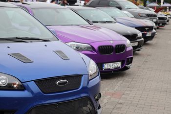 Gniezno: Wzlotowisko po raz ostatni. Na ul. Pałucką zjechali się miłośnicy motoryzacji