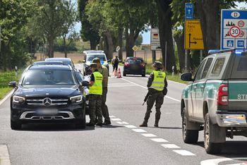 Polska przedłuża kontrole graniczne. Reakcja Niemiec