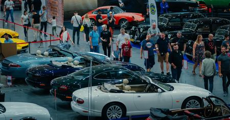 Historia zatoczyła koło - kolejne Retro Motor Show za nami