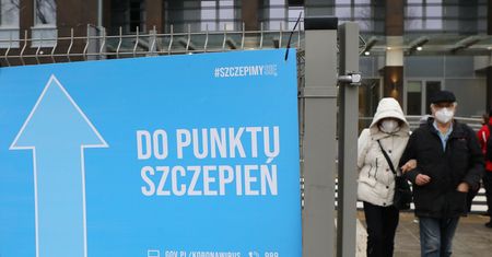 AstraZeneca. Ruszają zapisy na szczepienia dla kolejnej grupy