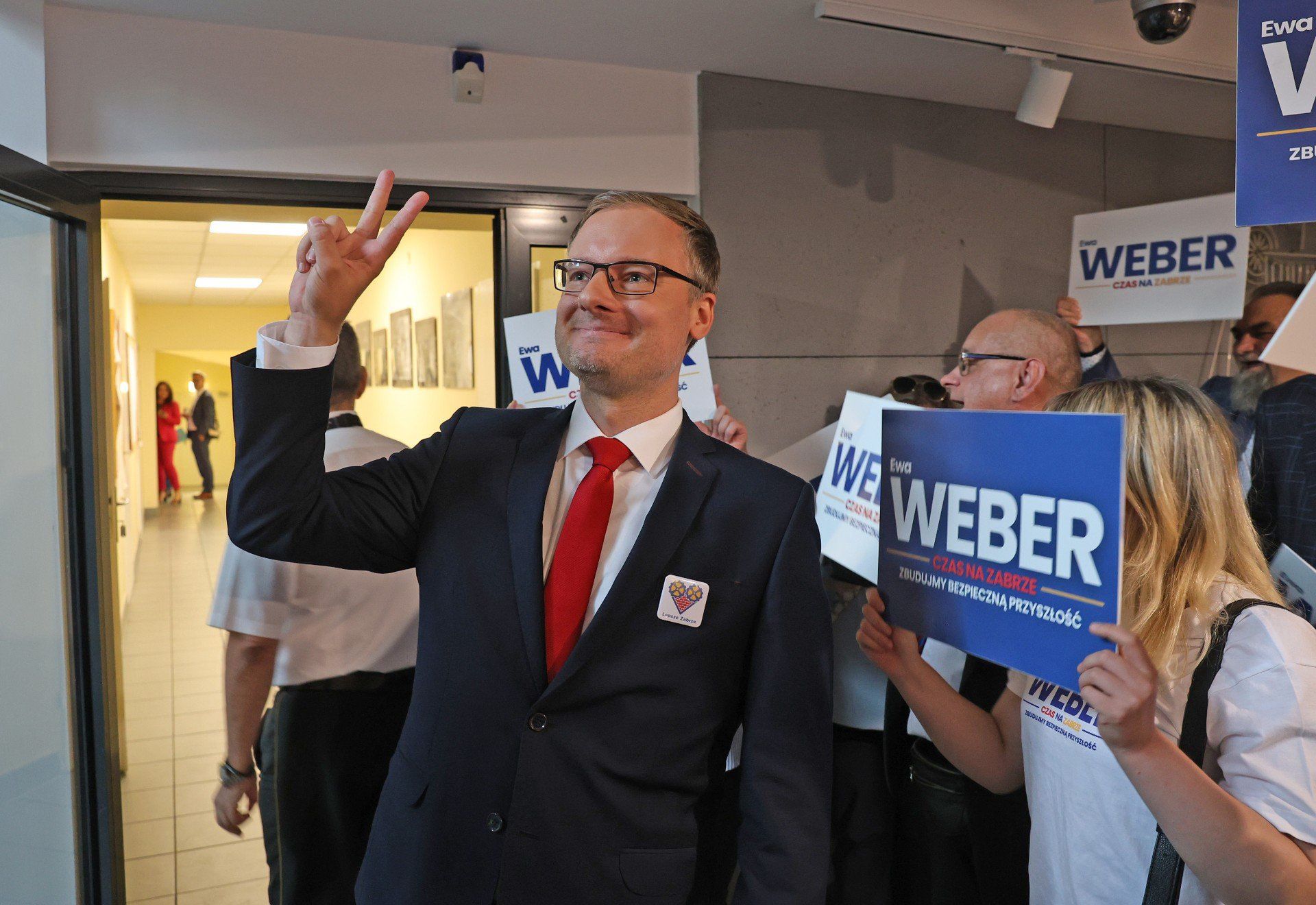 Nieoficjalne wyniki wyborów prezydenckich w Zabrzu: Kamil Żbikowski nowym prezydentem miasta