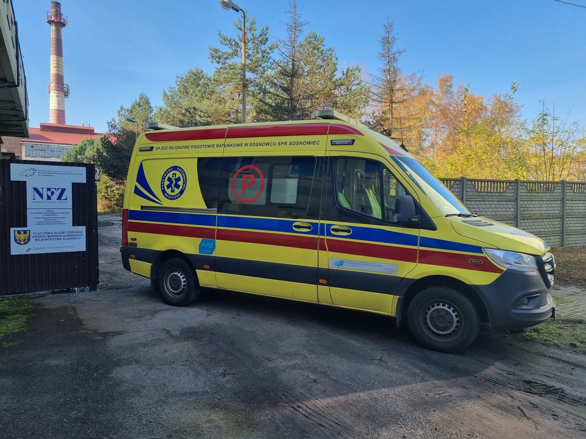 Nowy ambulans typu C pojawi się w stacji pogotowia ratunkowego w Będzinie. Takie pojazdy trafiły ostatnio do Sosnowca i Dąbrowy Górniczej 