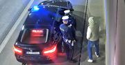 Warszawa: Chwycił za słuchawkę telefonu alarmowego w tunelu i poprosił o transport. Przyjechał i to na sygnale