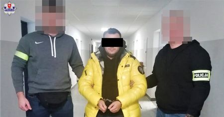 Oszukiwali metodą ''na lekarza''. Wmawiali seniorom, że muszą zapłacić za lekarstwa