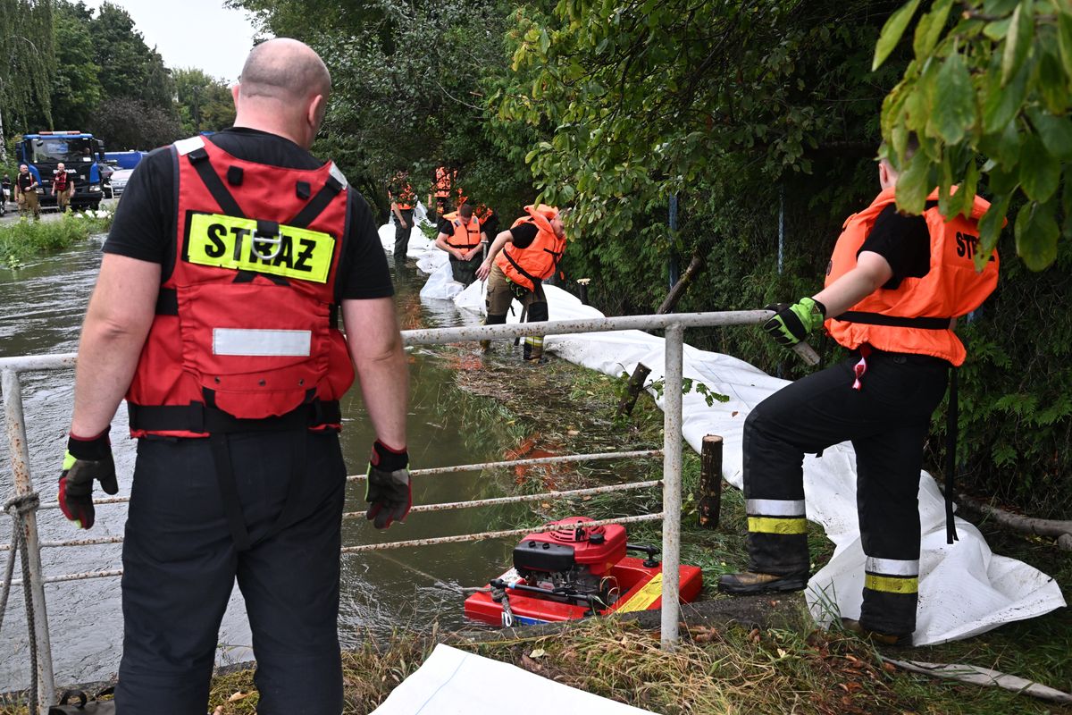 Warszawa, 20.08.2024. Miasto walczy ze skutkami ulewnych deszczy