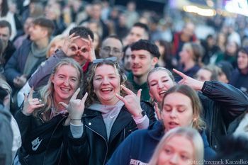 Fotorelacja z drugiego dnia Wielkich Jeleniogórskich Juwenaliów. Znajdź się na zdjęciach