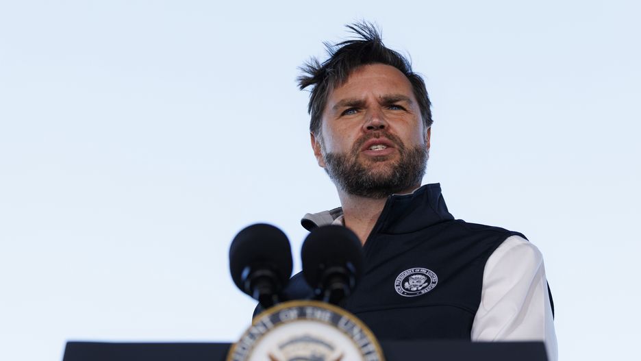 FORT CAMPBELL, KENTUCKY - NOVEMBER 26: U.S. Vice President JD Vance delivers remarks to members of the US military on November 26, 2025 in Fort Campbell, Kentucky. The Vice President visited Fort Campbell to serve a Thanksgiving meal to service members ahead of the holiday. (Photo by Brett Carlsen/Getty Images)