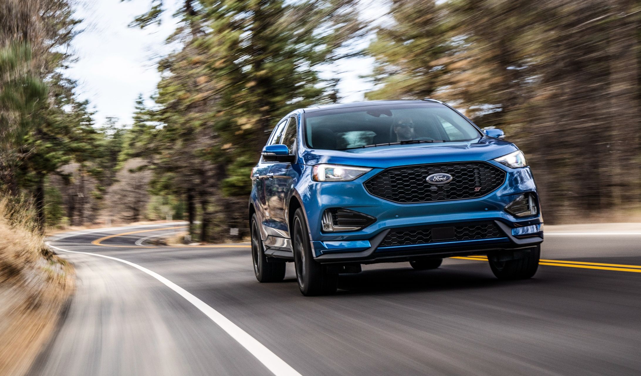 Ford Edge ST byłby moim zdaniem rozchwytywany w Polsce - w przeciwieństwie do diesla - gdyby miał odpowiednią cenę.