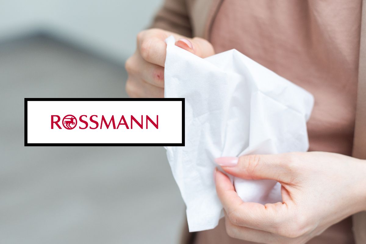 Rossmann wycofuje chusteczki do demakijażu. W Niemczech wykryto bakterie w produkcie